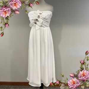 NEW STORIA if only bow bust midi dress in white Elegant White Strapless Dress